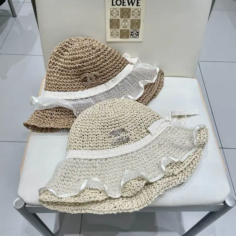 Chanel  top hat 051602